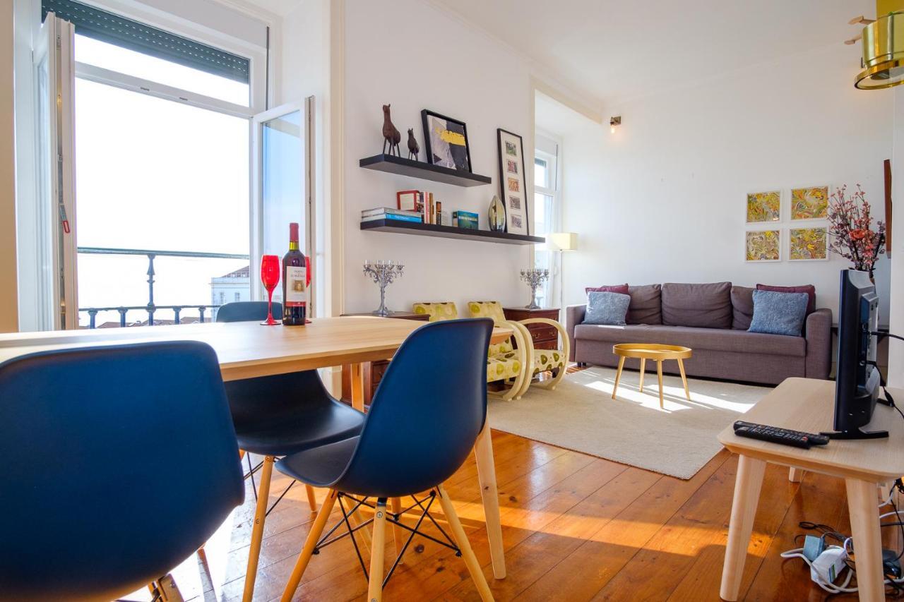 Lisbon With A View Apartment Bagian luar foto